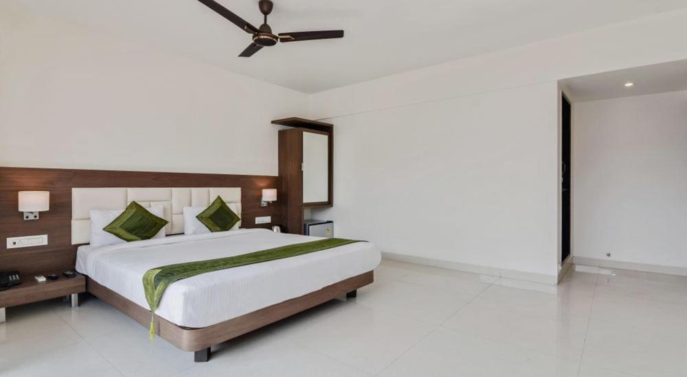 Staycation Holiday Navi Mumbai Buitenkant foto