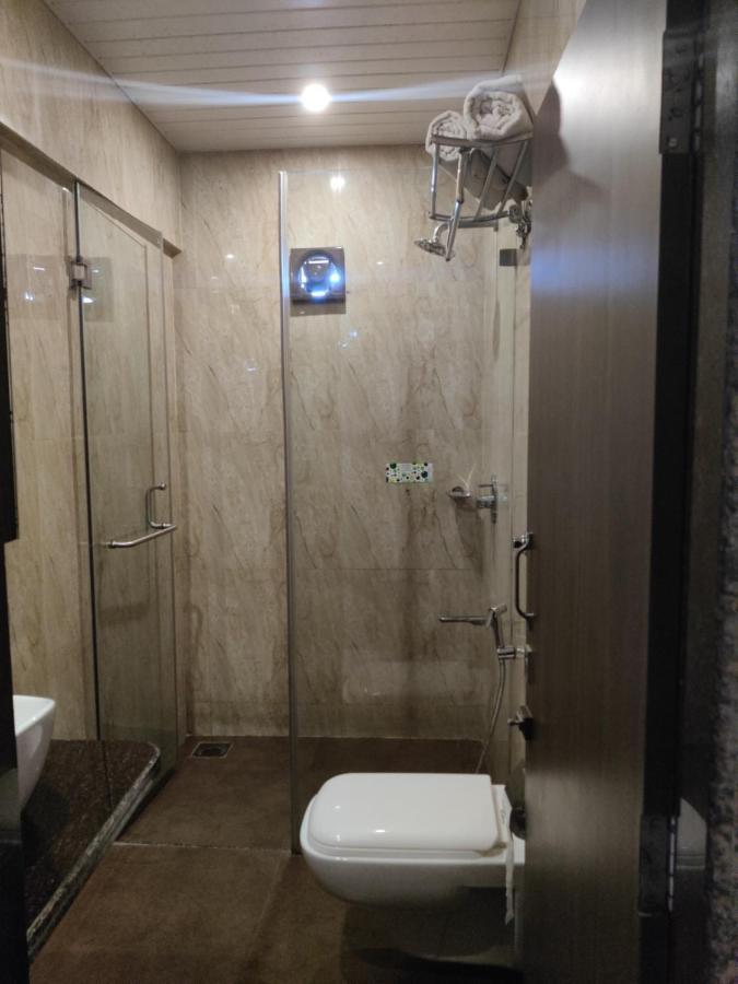 Staycation Holiday Navi Mumbai Buitenkant foto